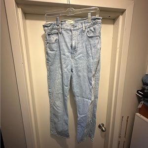 Abercrombie Curve Love Ankle Straight Ultra High Rise